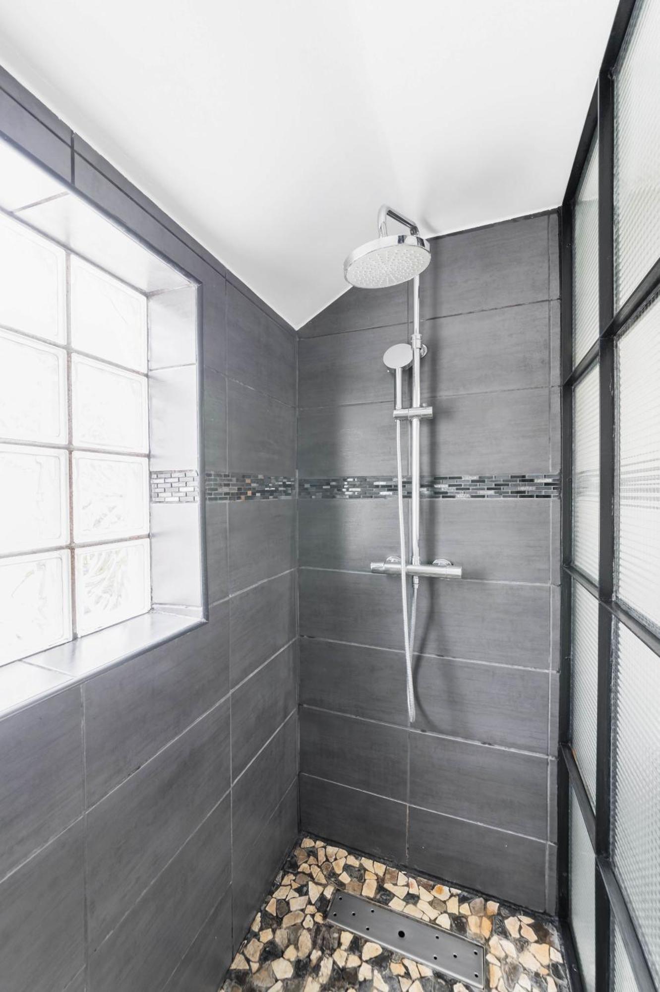 Villa Romainville Paris Pour 8 Personnes - Flat-Guest エクステリア 写真